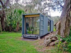 從零開始，建造了一個(gè)集裝箱小屋，而且隨時(shí)可以整體搬走